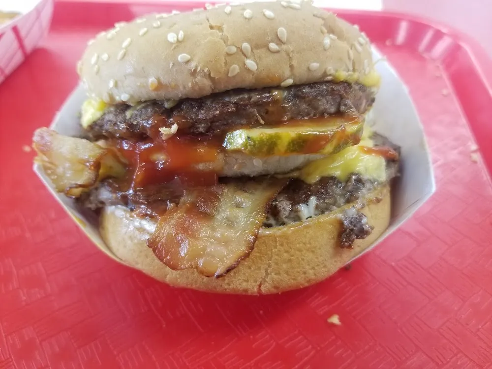 Grizzly w Bacon